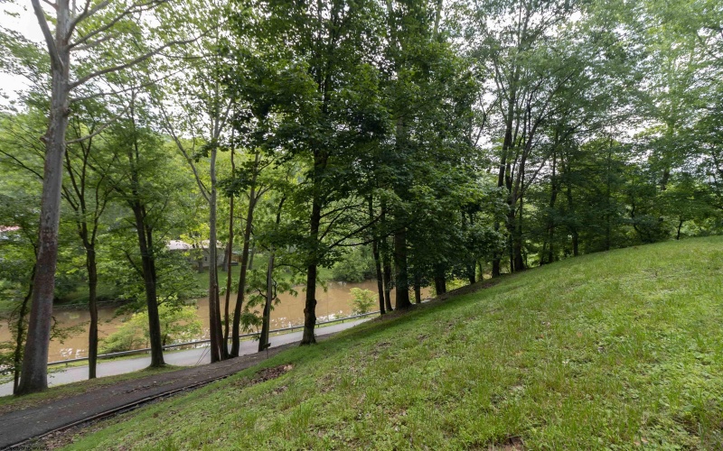700 Terrace Avenue, Weston, West Virginia 26452, 3 Bedrooms Bedrooms, 6 Rooms Rooms,2 BathroomsBathrooms,Single Family Detached,For Sale,Terrace,10159971