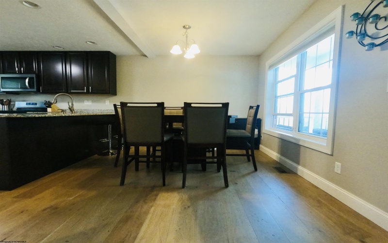 135 Canto Drive, Morgantown, West Virginia 26508, 4 Bedrooms Bedrooms, 6 Rooms Rooms,2 BathroomsBathrooms,Single Family Detached,For Sale,Canto,10159961