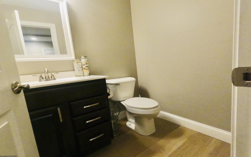 135 Canto Drive, Morgantown, West Virginia 26508, 4 Bedrooms Bedrooms, 6 Rooms Rooms,2 BathroomsBathrooms,Single Family Detached,For Sale,Canto,10159961