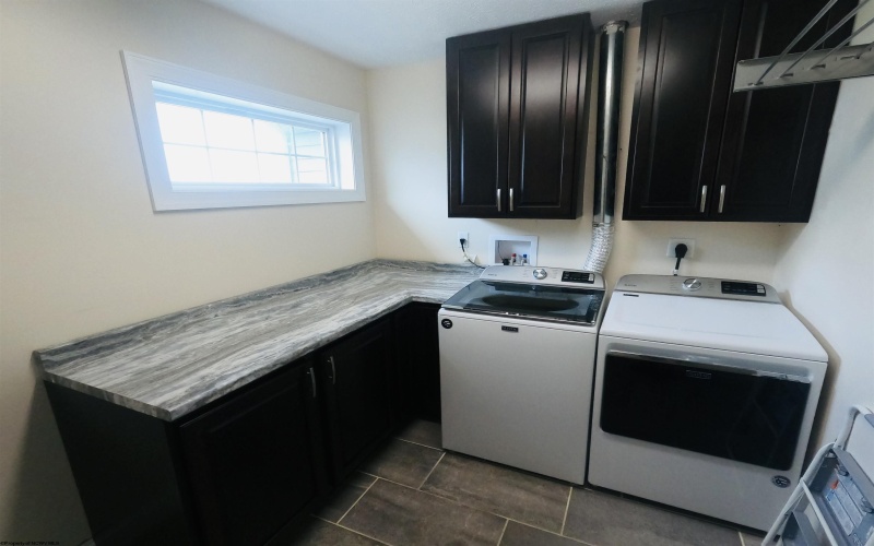 135 Canto Drive, Morgantown, West Virginia 26508, 4 Bedrooms Bedrooms, 6 Rooms Rooms,2 BathroomsBathrooms,Single Family Detached,For Sale,Canto,10159961