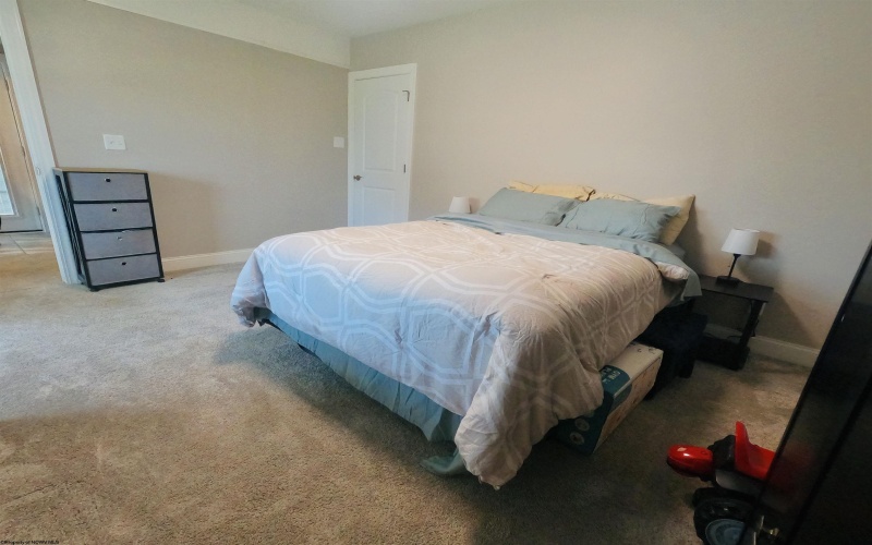 135 Canto Drive, Morgantown, West Virginia 26508, 4 Bedrooms Bedrooms, 6 Rooms Rooms,2 BathroomsBathrooms,Single Family Detached,For Sale,Canto,10159961