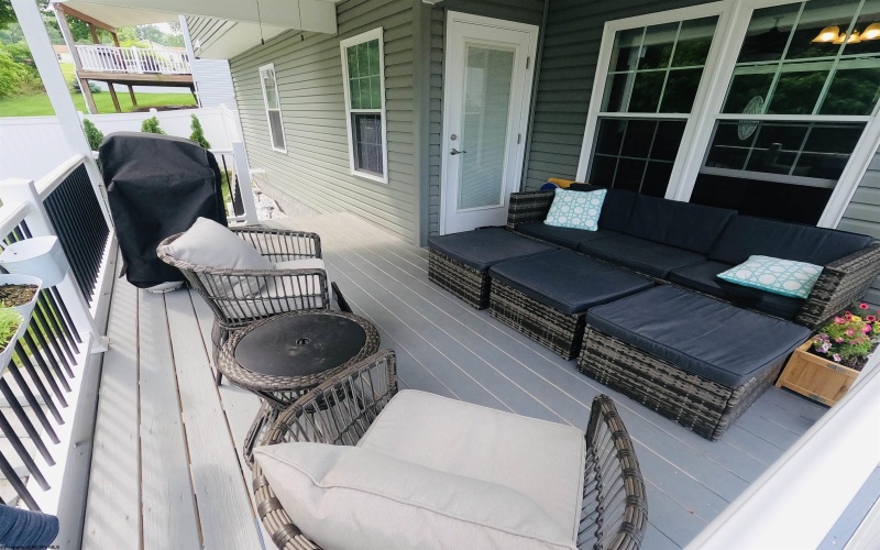 135 Canto Drive, Morgantown, West Virginia 26508, 4 Bedrooms Bedrooms, 6 Rooms Rooms,2 BathroomsBathrooms,Single Family Detached,For Sale,Canto,10159961