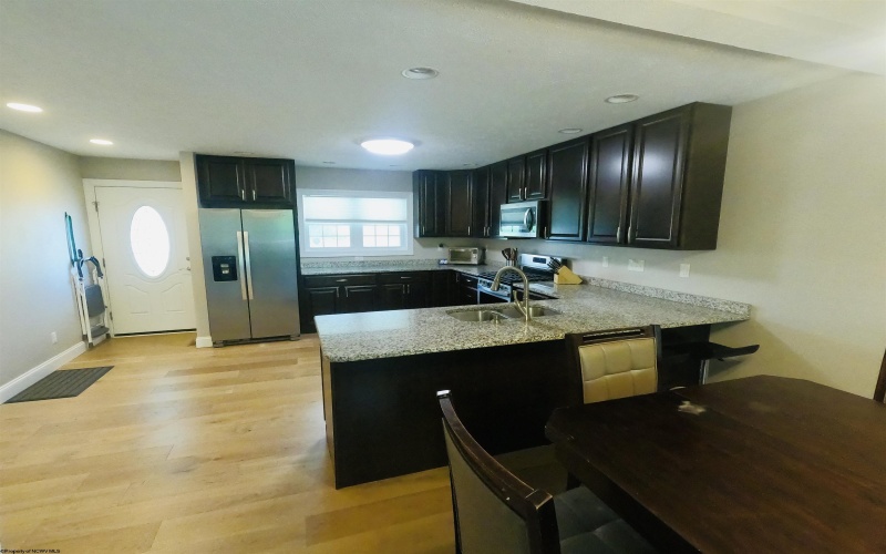 135 Canto Drive, Morgantown, West Virginia 26508, 4 Bedrooms Bedrooms, 6 Rooms Rooms,2 BathroomsBathrooms,Single Family Detached,For Sale,Canto,10159961