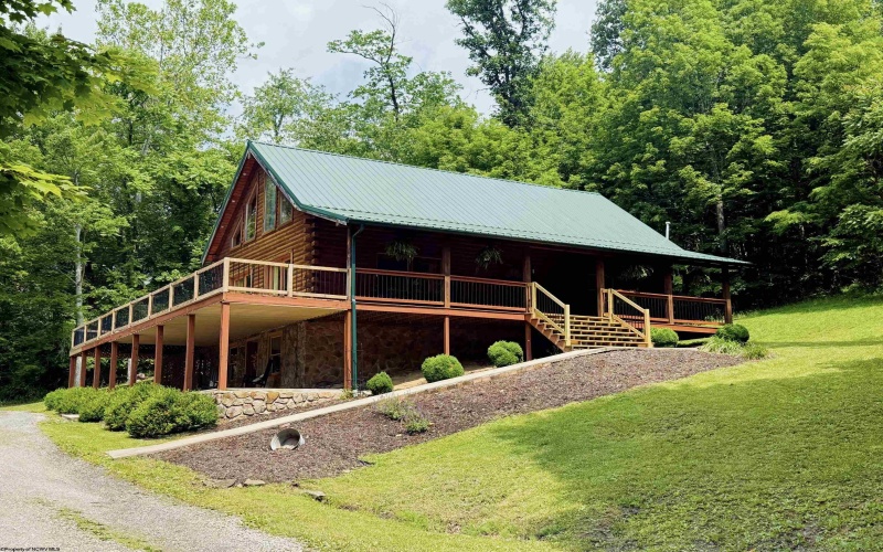267 KENDALL Drive, Grafton, West Virginia 26354, 3 Bedrooms Bedrooms, 10 Rooms Rooms,2 BathroomsBathrooms,Single Family Detached,For Sale,KENDALL,10159959