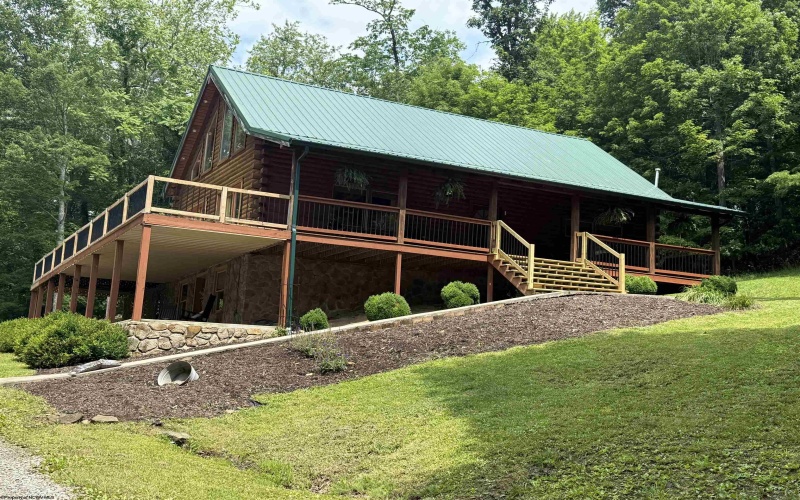 267 KENDALL Drive, Grafton, West Virginia 26354, 3 Bedrooms Bedrooms, 10 Rooms Rooms,2 BathroomsBathrooms,Single Family Detached,For Sale,KENDALL,10159959