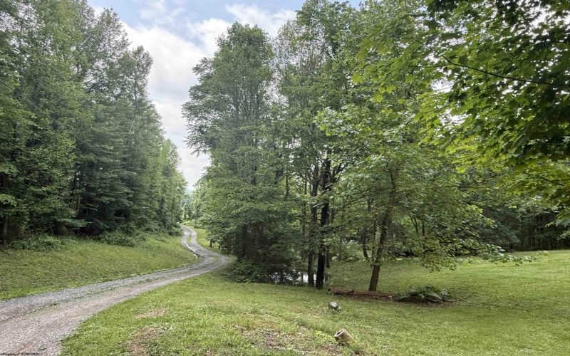267 KENDALL Drive, Grafton, West Virginia 26354, 3 Bedrooms Bedrooms, 10 Rooms Rooms,2 BathroomsBathrooms,Single Family Detached,For Sale,KENDALL,10159959