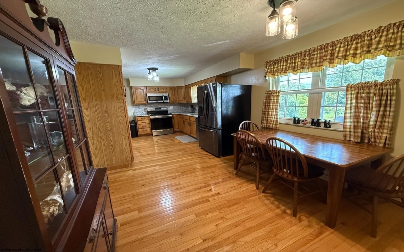 111 3rd Street, Shinnston, West Virginia 26431, 5 Bedrooms Bedrooms, 11 Rooms Rooms,3 BathroomsBathrooms,Single Family Detached,For Sale,3rd,10159960