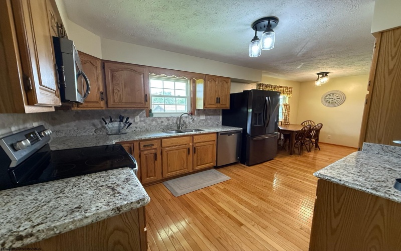 111 3rd Street, Shinnston, West Virginia 26431, 5 Bedrooms Bedrooms, 11 Rooms Rooms,3 BathroomsBathrooms,Single Family Detached,For Sale,3rd,10159960