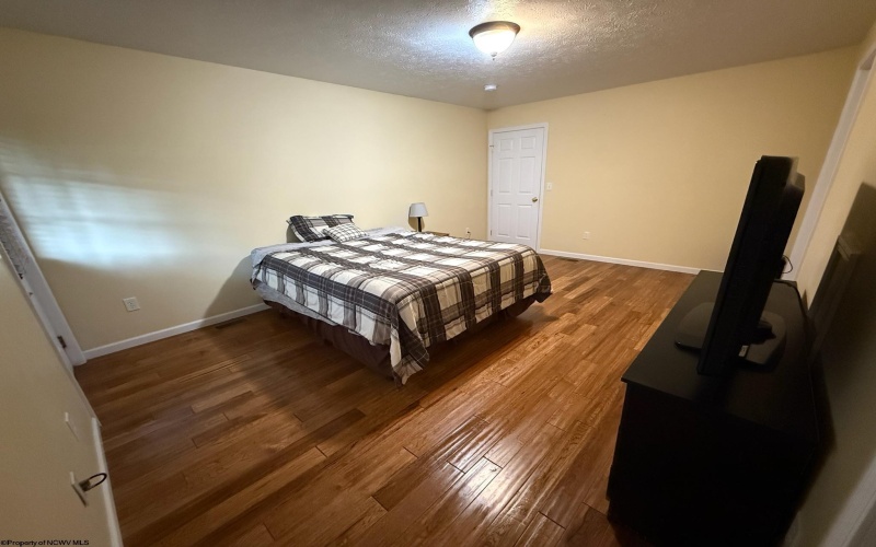 111 3rd Street, Shinnston, West Virginia 26431, 5 Bedrooms Bedrooms, 11 Rooms Rooms,3 BathroomsBathrooms,Single Family Detached,For Sale,3rd,10159960