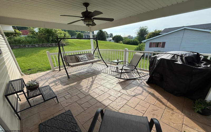 111 3rd Street, Shinnston, West Virginia 26431, 5 Bedrooms Bedrooms, 11 Rooms Rooms,3 BathroomsBathrooms,Single Family Detached,For Sale,3rd,10159960