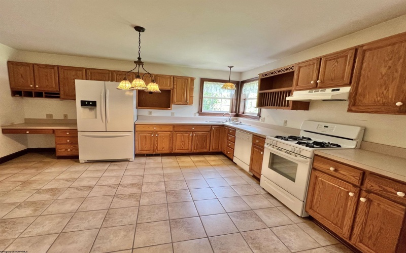 200 Heckel Lane, Elkins, West Virginia 26241, 3 Bedrooms Bedrooms, 10 Rooms Rooms,2 BathroomsBathrooms,Single Family Detached,For Sale,Heckel,10159969