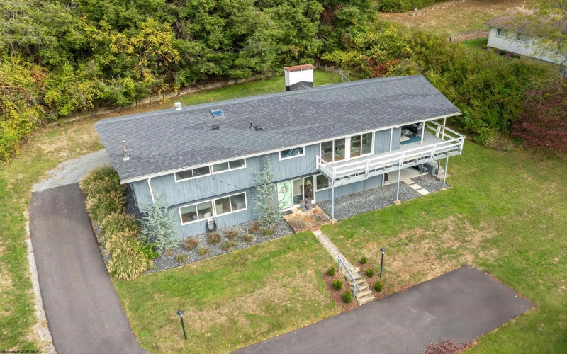 767 Augusta Avenue, Morgantown, West Virginia 26501, 5 Bedrooms Bedrooms, 12 Rooms Rooms,3 BathroomsBathrooms,Single Family Detached,For Sale,Augusta,10159967