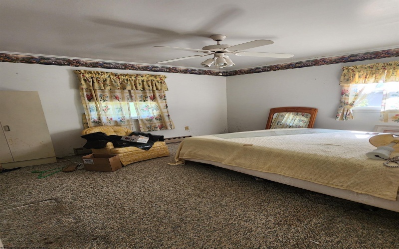 147 Country Estates Road, Fairmont, West Virginia 26554, 3 Bedrooms Bedrooms, 5 Rooms Rooms,1 BathroomBathrooms,Single Family Detached,For Sale,Country Estates,10159981