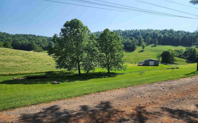 147 Country Estates Road, Fairmont, West Virginia 26554, 3 Bedrooms Bedrooms, 5 Rooms Rooms,1 BathroomBathrooms,Single Family Detached,For Sale,Country Estates,10159981
