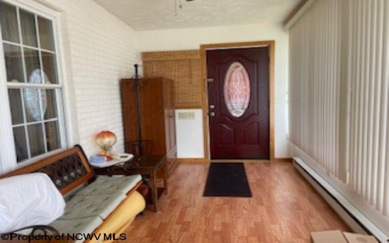 310 Hedge Street, Clarksburg, West Virginia 26301-2630, 3 Bedrooms Bedrooms, 8 Rooms Rooms,2 BathroomsBathrooms,Single Family Detached,For Sale,Hedge,10160004