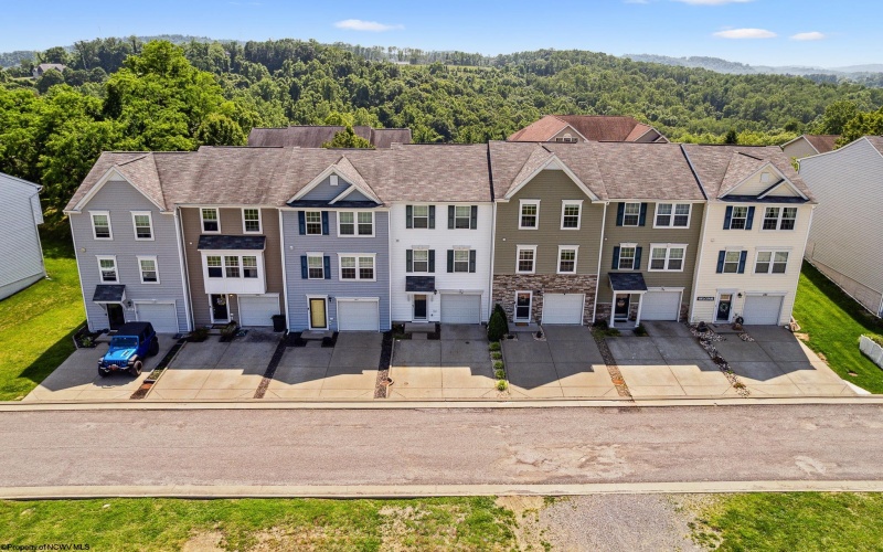 247 Birds Eye View Drive, Morgantown, West Virginia 26501, 3 Bedrooms Bedrooms, 6 Rooms Rooms,2 BathroomsBathrooms,Single Family Attached,For Sale,Birds Eye View,10159988