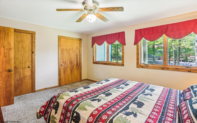 A4 Four Seasons Drive, Davis, West Virginia 26260, 2 Bedrooms Bedrooms, 6 Rooms Rooms,2 BathroomsBathrooms,Single Family Attached,For Sale,Four Seasons,10159994