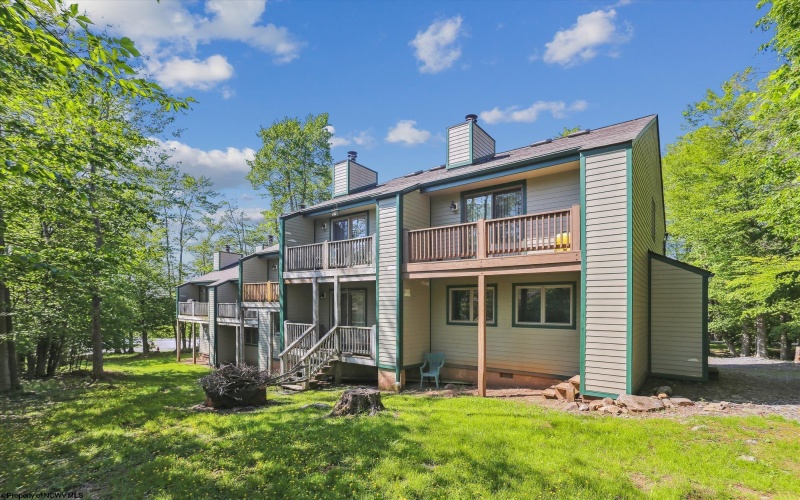 A4 Four Seasons Drive, Davis, West Virginia 26260, 2 Bedrooms Bedrooms, 6 Rooms Rooms,2 BathroomsBathrooms,Single Family Attached,For Sale,Four Seasons,10159994