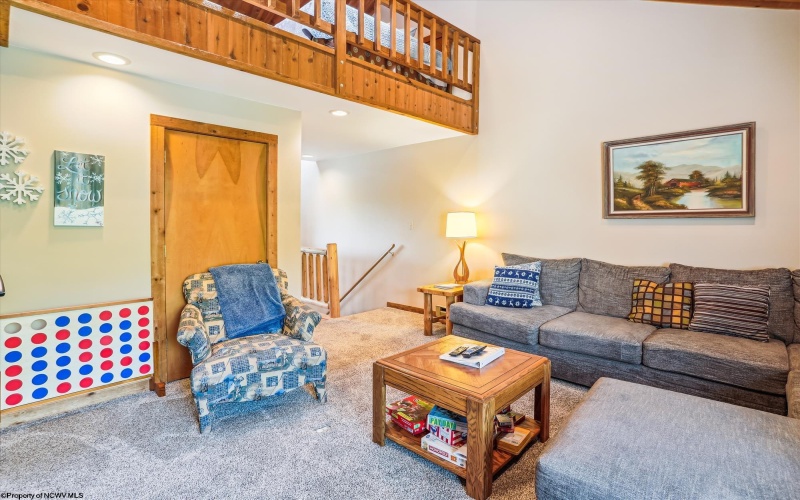 A4 Four Seasons Drive, Davis, West Virginia 26260, 2 Bedrooms Bedrooms, 6 Rooms Rooms,2 BathroomsBathrooms,Single Family Attached,For Sale,Four Seasons,10159994