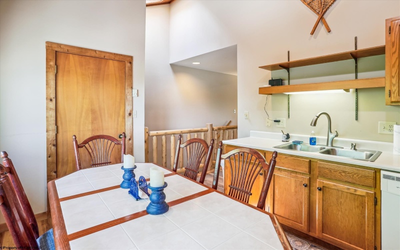 A4 Four Seasons Drive, Davis, West Virginia 26260, 2 Bedrooms Bedrooms, 6 Rooms Rooms,2 BathroomsBathrooms,Single Family Attached,For Sale,Four Seasons,10159994