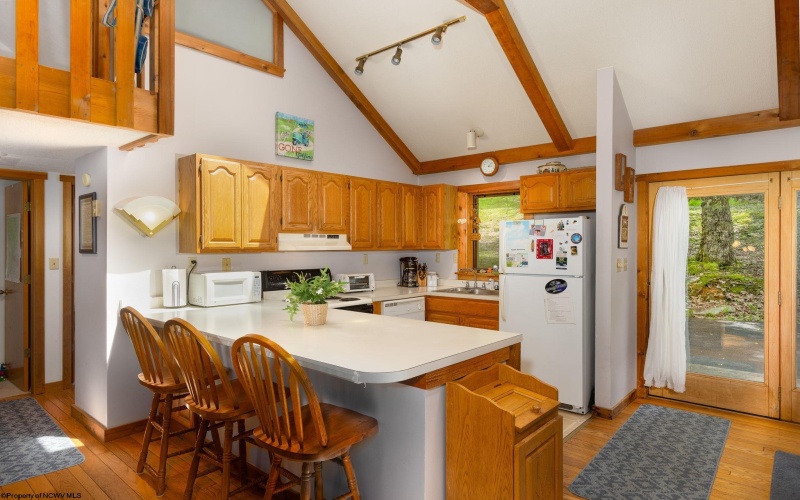 135 Pond Lily Lane, Terra Alta, West Virginia 26764, 3 Bedrooms Bedrooms, 6 Rooms Rooms,2 BathroomsBathrooms,Single Family Detached,For Sale,Pond Lily,10160003