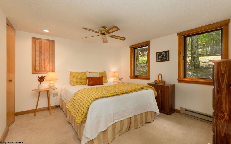 135 Pond Lily Lane, Terra Alta, West Virginia 26764, 3 Bedrooms Bedrooms, 6 Rooms Rooms,2 BathroomsBathrooms,Single Family Detached,For Sale,Pond Lily,10160003