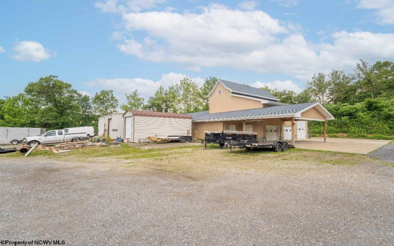 429 Fairchance Road, Morgantown, West Virginia 26508, ,Commercial/industrial,For Lease,Fairchance,10159996