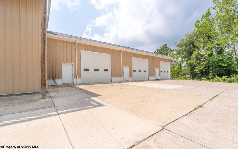 429 Fairchance Road, Morgantown, West Virginia 26508, ,Commercial/industrial,For Lease,Fairchance,10159996