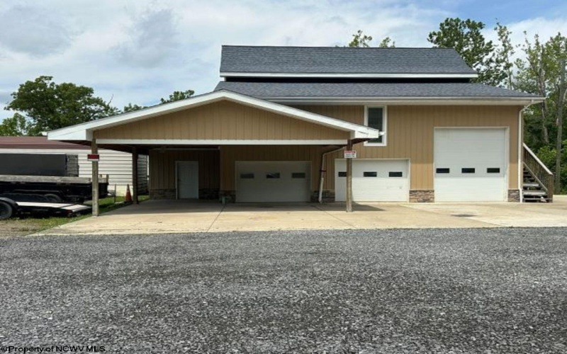 429 Fairchance Road, Morgantown, West Virginia 26508, ,Commercial/industrial,For Lease,Fairchance,10159996