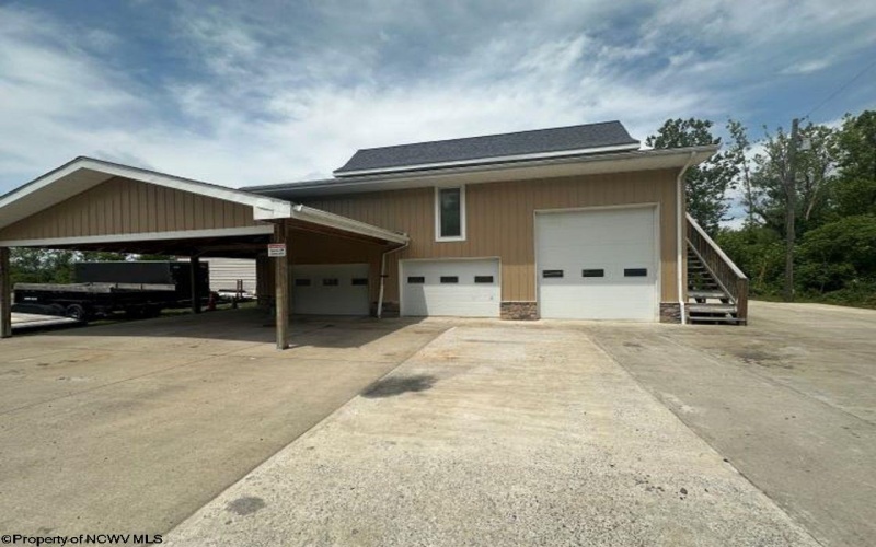429 Fairchance Road, Morgantown, West Virginia 26508, ,Commercial/industrial,For Lease,Fairchance,10159996