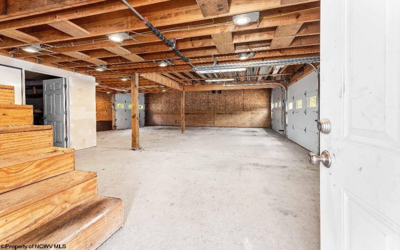 429 Fairchance Road, Morgantown, West Virginia 26508, ,Commercial/industrial,For Lease,Fairchance,10159996
