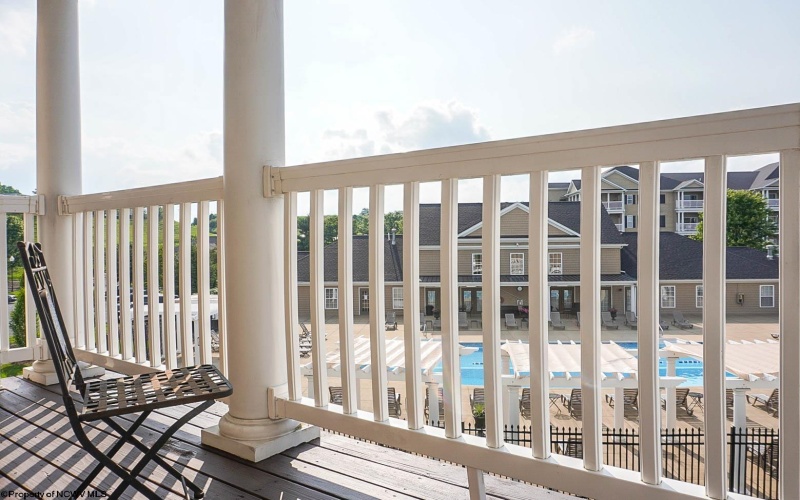 2637 Suncrest Village, Morgantown, West Virginia 26505, 2 Bedrooms Bedrooms, 5 Rooms Rooms,2 BathroomsBathrooms,Single Family Attached,For Sale,Suncrest,10160000