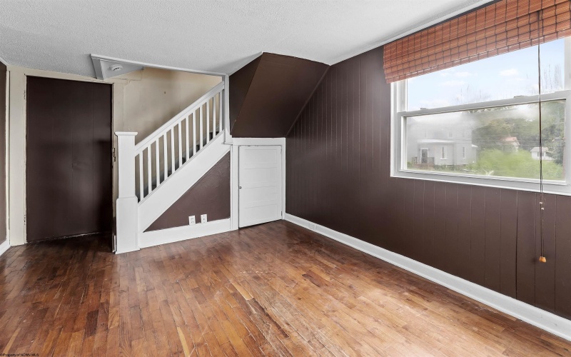 210 Highland Avenue, Morgantown, West Virginia 26505, 1 Bedroom Bedrooms, 4 Rooms Rooms,1 BathroomBathrooms,Single Family Detached,For Sale,Highland,10159999
