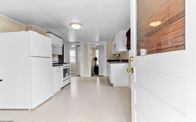210 Highland Avenue, Morgantown, West Virginia 26505, 1 Bedroom Bedrooms, 4 Rooms Rooms,1 BathroomBathrooms,Single Family Detached,For Sale,Highland,10159999
