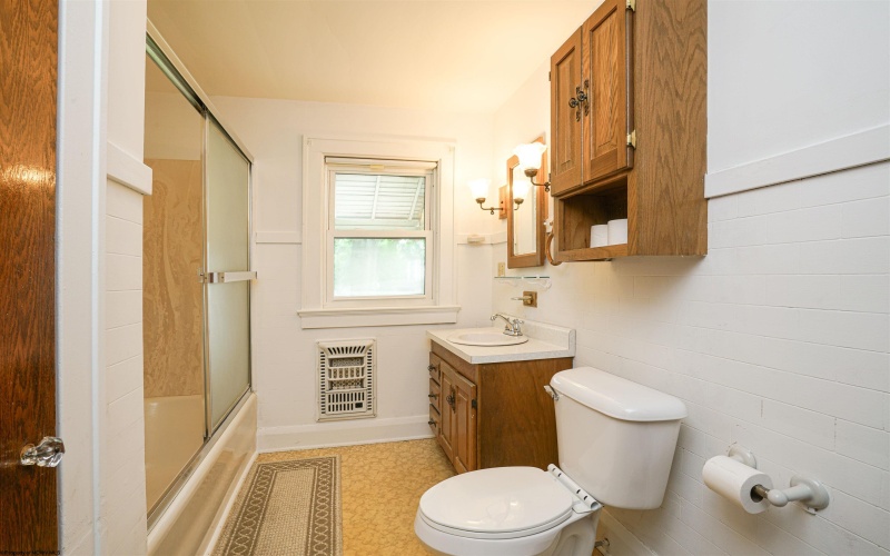 1 Shenasky Lane, Monongah, West Virginia 26554, 3 Bedrooms Bedrooms, 7 Rooms Rooms,1 BathroomBathrooms,Single Family Detached,For Sale,Shenasky,10159984