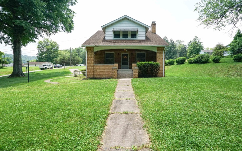 1 Shenasky Lane, Monongah, West Virginia 26554, 3 Bedrooms Bedrooms, 7 Rooms Rooms,1 BathroomBathrooms,Single Family Detached,For Sale,Shenasky,10159984