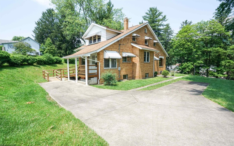 1 Shenasky Lane, Monongah, West Virginia 26554, 3 Bedrooms Bedrooms, 7 Rooms Rooms,1 BathroomBathrooms,Single Family Detached,For Sale,Shenasky,10159984