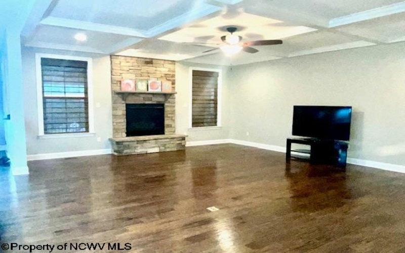100 Falling Water Lane, Morgantown, West Virginia 26508, 4 Bedrooms Bedrooms, 7 Rooms Rooms,3 BathroomsBathrooms,Single Family Detached,For Sale,Falling Water,10159998