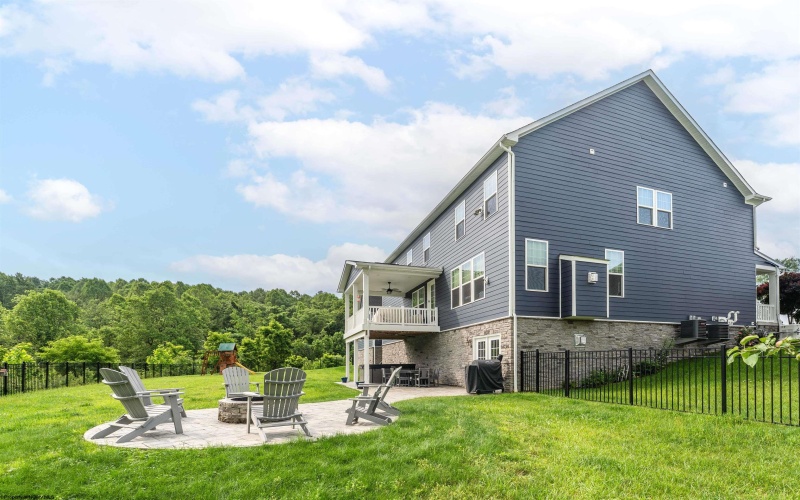 155 Blue Sage Court, Morgantown, West Virginia 26508, 5 Bedrooms Bedrooms, 11 Rooms Rooms,5 BathroomsBathrooms,Single Family Detached,For Sale,Blue Sage,10159986