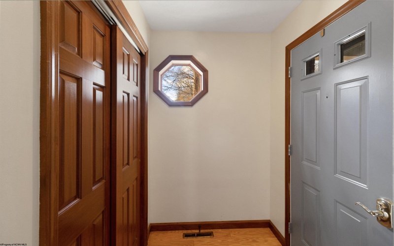 59 Amber Lane, Fairmont, West Virginia 26554, 4 Bedrooms Bedrooms, 8 Rooms Rooms,3 BathroomsBathrooms,Single Family Detached,For Sale,Amber,10159989