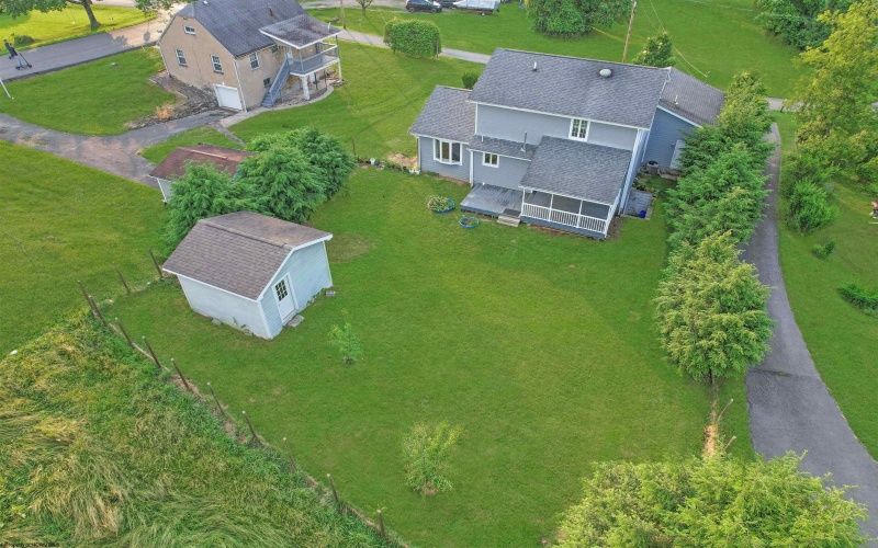 103 White Avenue, Fairmont, West Virginia 26554, 3 Bedrooms Bedrooms, 10 Rooms Rooms,3 BathroomsBathrooms,Single Family Detached,For Sale,White,10159985