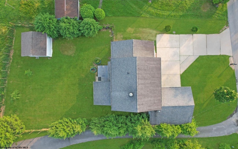 103 White Avenue, Fairmont, West Virginia 26554, 3 Bedrooms Bedrooms, 10 Rooms Rooms,3 BathroomsBathrooms,Single Family Detached,For Sale,White,10159985