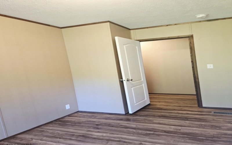 3066 Wilsonburg Road, Clarksburg, West Virginia 26301, 3 Bedrooms Bedrooms, 5 Rooms Rooms,2 BathroomsBathrooms,Single Family Detached,For Sale,Wilsonburg,10160005