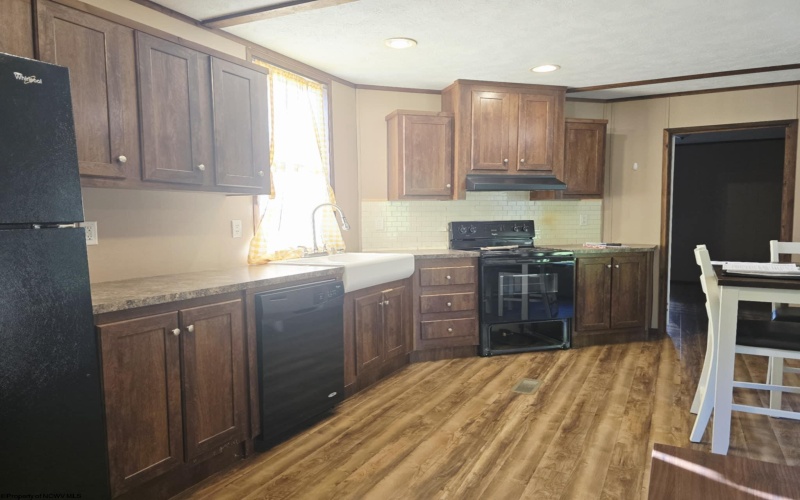 3066 Wilsonburg Road, Clarksburg, West Virginia 26301, 3 Bedrooms Bedrooms, 5 Rooms Rooms,2 BathroomsBathrooms,Single Family Detached,For Sale,Wilsonburg,10160005