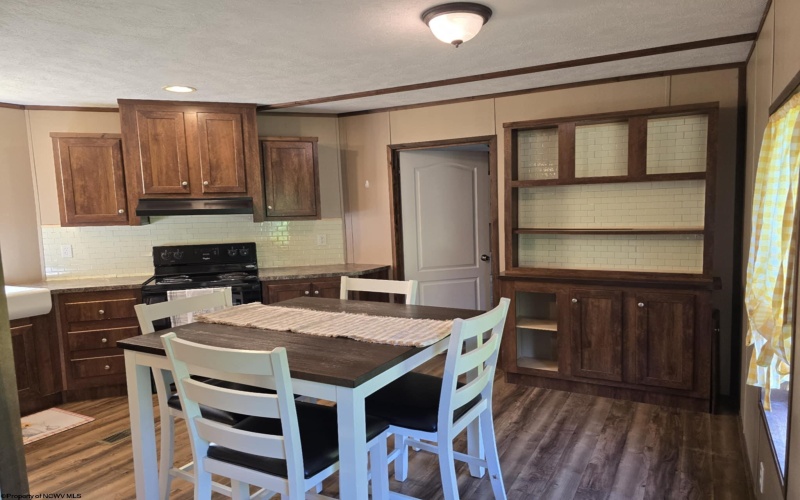 3066 Wilsonburg Road, Clarksburg, West Virginia 26301, 3 Bedrooms Bedrooms, 5 Rooms Rooms,2 BathroomsBathrooms,Single Family Detached,For Sale,Wilsonburg,10160005