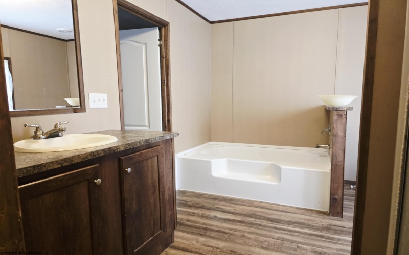 3066 Wilsonburg Road, Clarksburg, West Virginia 26301, 3 Bedrooms Bedrooms, 5 Rooms Rooms,2 BathroomsBathrooms,Single Family Detached,For Sale,Wilsonburg,10160005