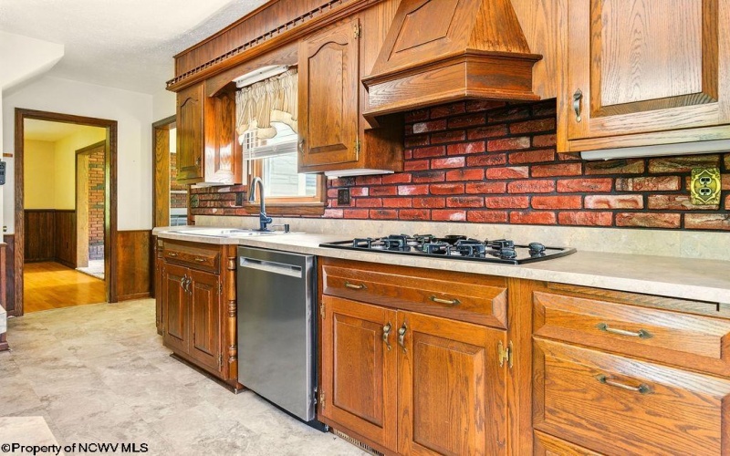 6490 Benedum Drive, Shinnston, West Virginia 26431, 3 Bedrooms Bedrooms, 9 Rooms Rooms,3 BathroomsBathrooms,Single Family Detached,For Sale,Benedum,10160011
