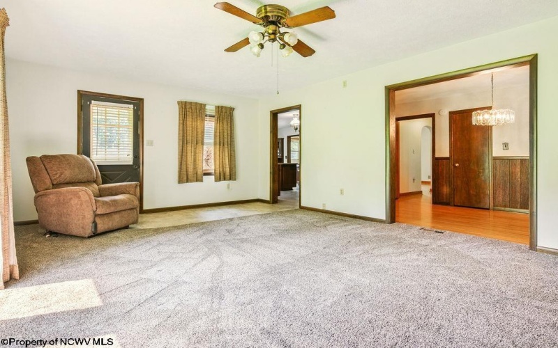 6490 Benedum Drive, Shinnston, West Virginia 26431, 3 Bedrooms Bedrooms, 9 Rooms Rooms,3 BathroomsBathrooms,Single Family Detached,For Sale,Benedum,10160011