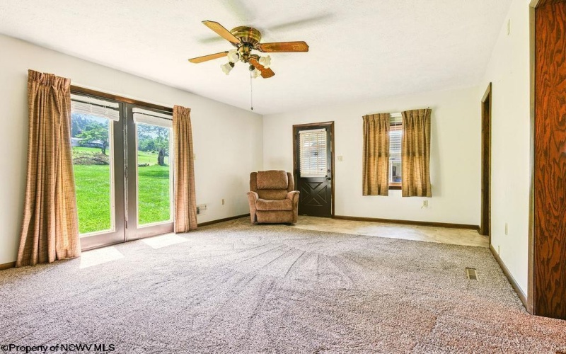 6490 Benedum Drive, Shinnston, West Virginia 26431, 3 Bedrooms Bedrooms, 9 Rooms Rooms,3 BathroomsBathrooms,Single Family Detached,For Sale,Benedum,10160011