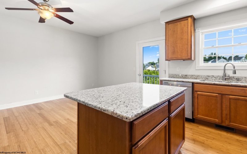 40 Turnstone Drive, Morgantown, West Virginia 26505, 3 Bedrooms Bedrooms, 7 Rooms Rooms,3 BathroomsBathrooms,Single Family Attached,For Sale,Turnstone,10160028